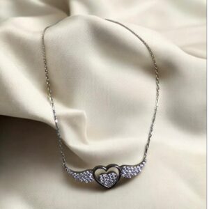 Kalp Detaylı Melek Kanadı Gümüş Kolye