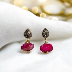 Pembe Akik Taşlı Tasarım Çelik Küpe