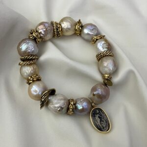 Gümüş Madalyonlu Barok İnci Bileklik