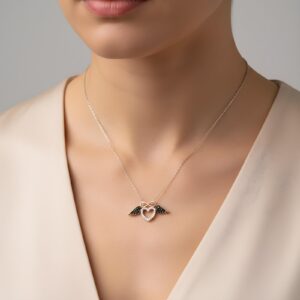 Siyah Melek Kanatlı Sonsuzluk Kalp Gümüş Kolye