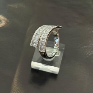 Baget Taşlı Tasarım Gümüş Yüzük (Ölçü 16)